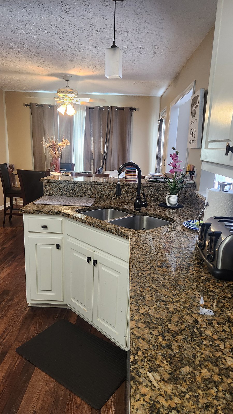 Furnished Finder property 1048947_1 photo 22