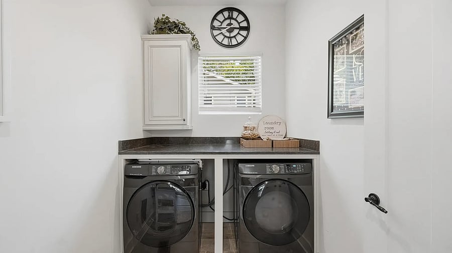 Furnished Finder property 1048959_1 photo 25
