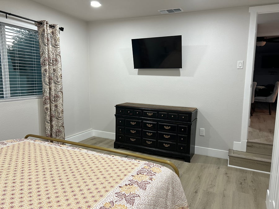 Furnished Finder property 1048973_1 photo 6