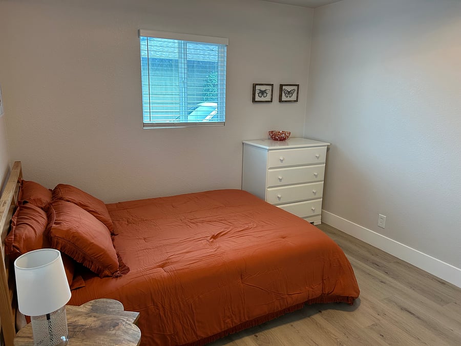 Furnished Finder property 1048973_1 photo 12