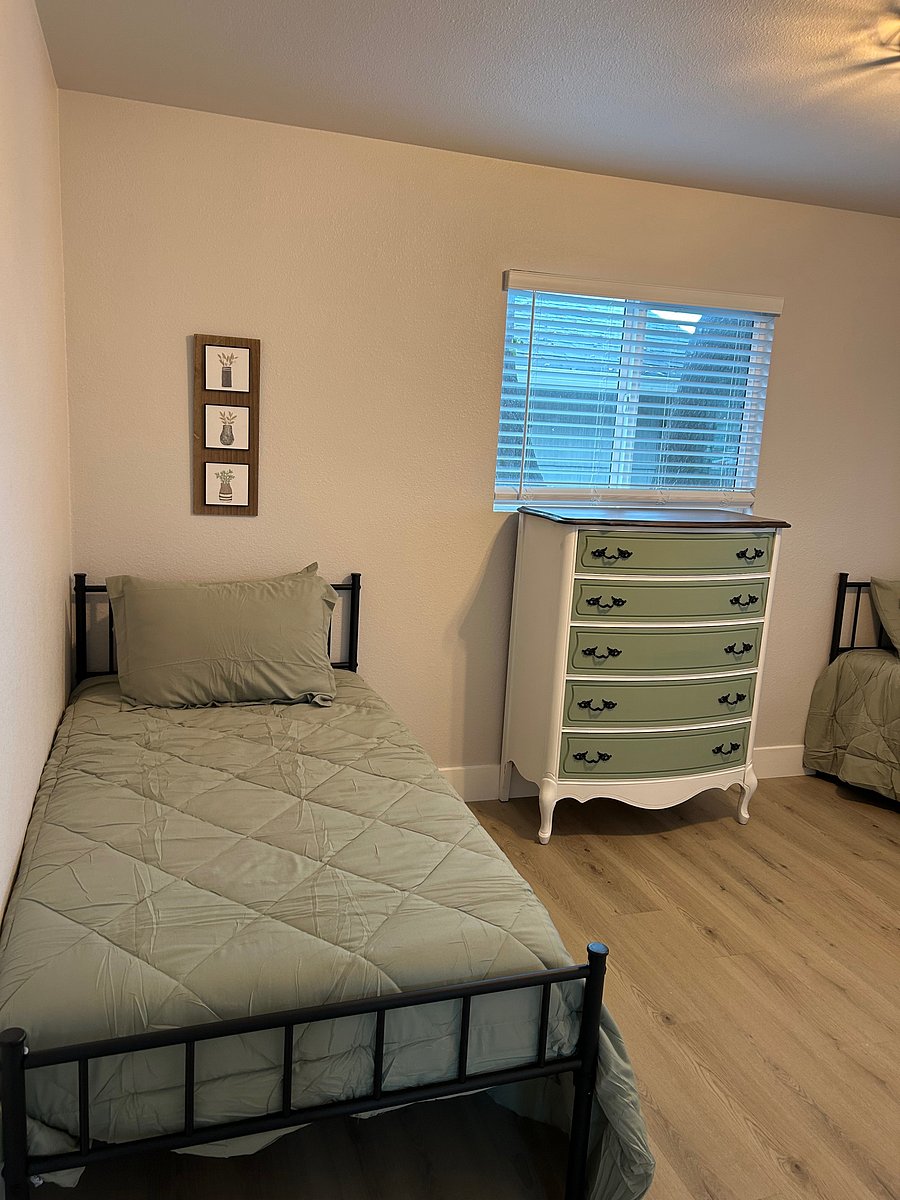 Furnished Finder property 1048973_1 photo 8