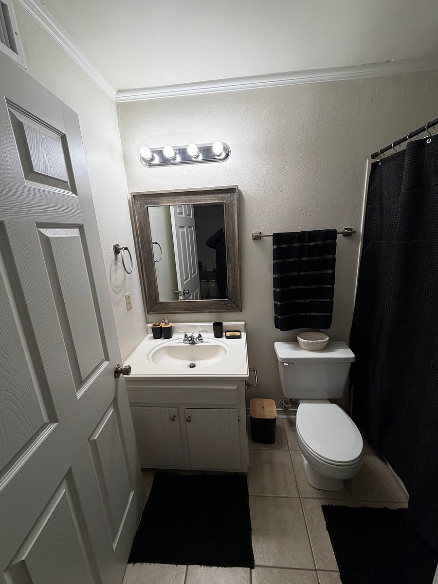 Furnished Finder property 1048982_1 photo 4