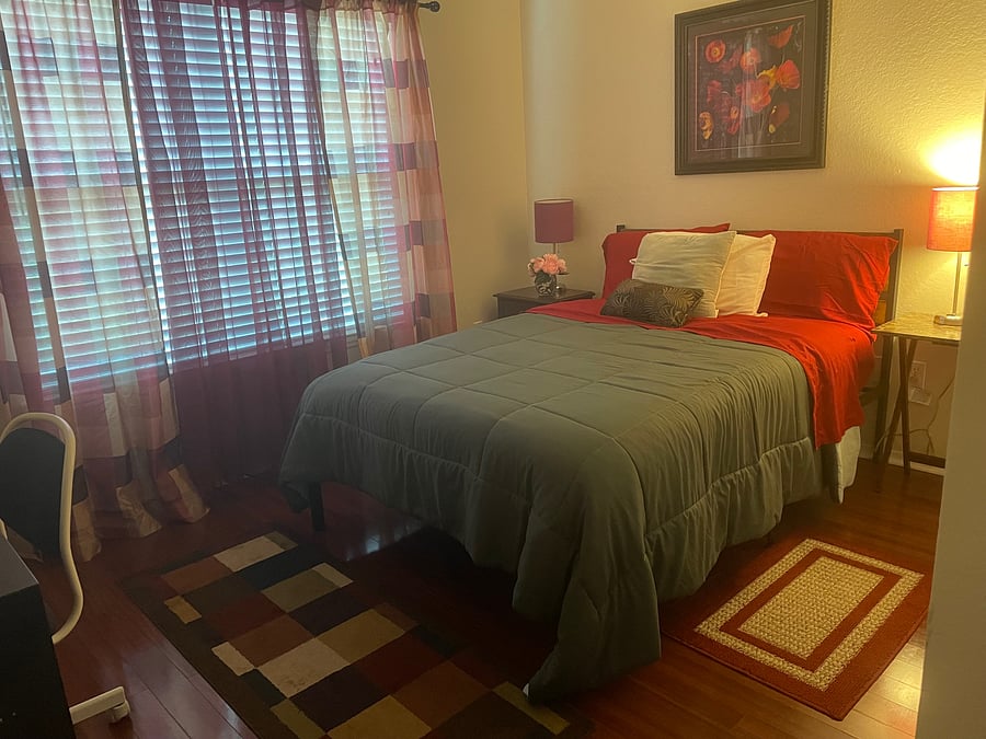 Furnished Finder property 1049011_1 photo 1