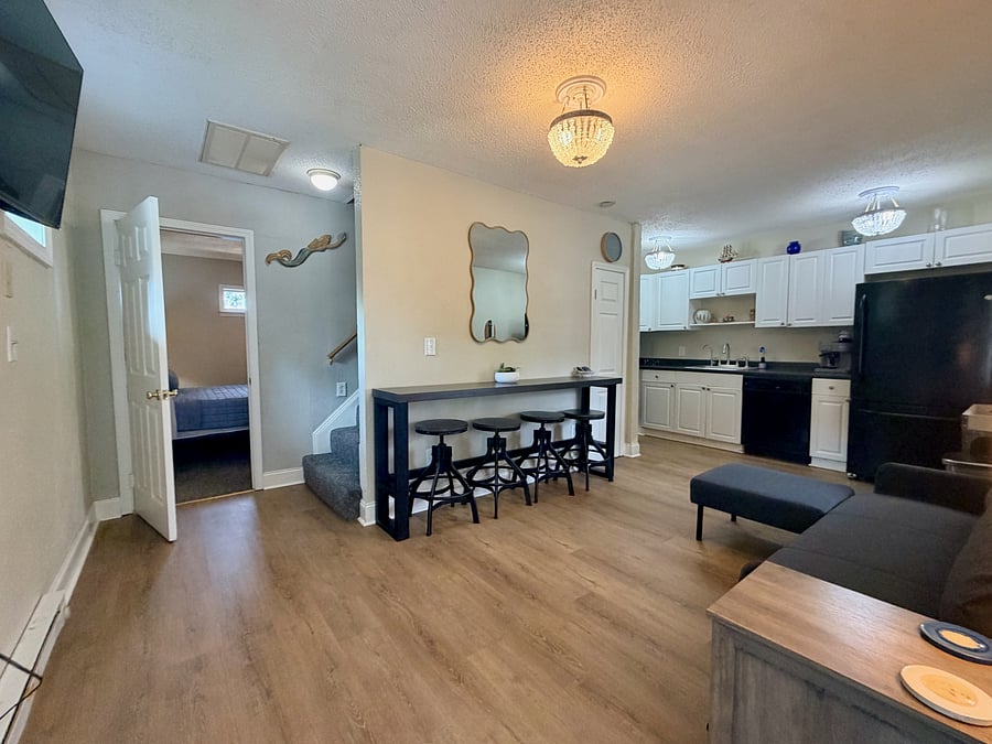 Furnished Finder property 1049025_1 photo 4