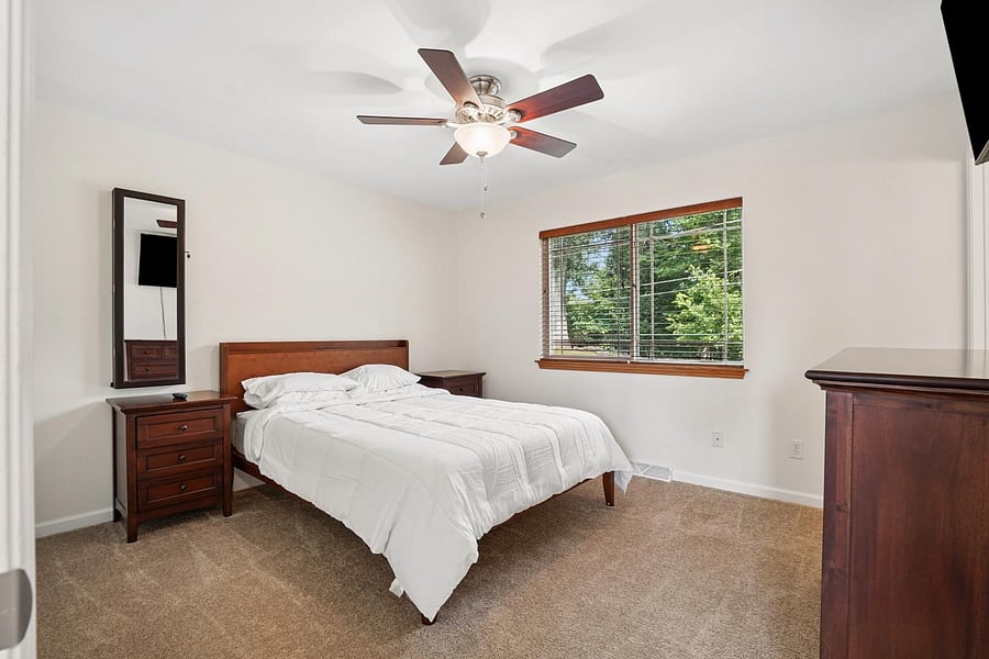 Furnished Finder property 1049031_1 photo 18
