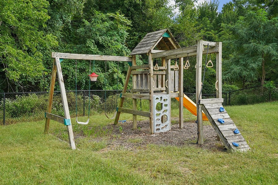 Furnished Finder property 1049031_1 photo 33