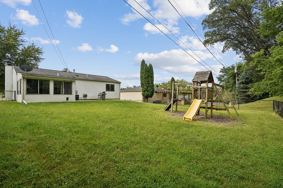 Furnished Finder property 1049031_1 photo 41