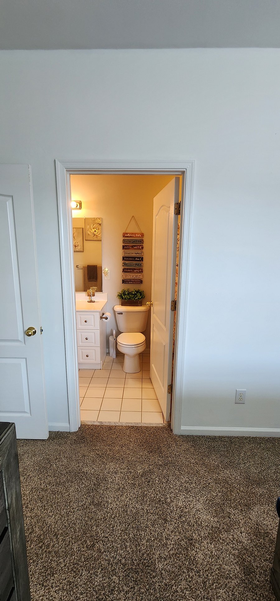 Furnished Finder property 1049040_1 photo 5