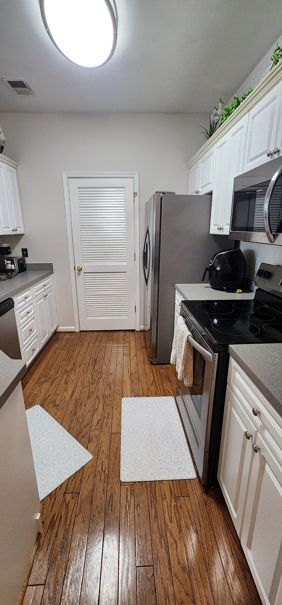 Furnished Finder property 1049040_1 photo 10