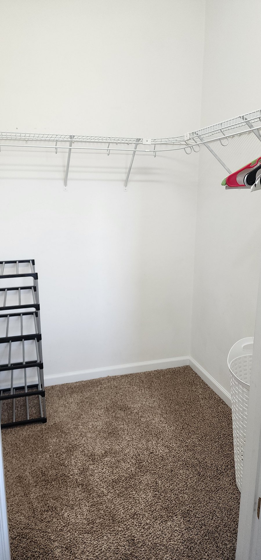 Furnished Finder property 1049040_1 photo 3