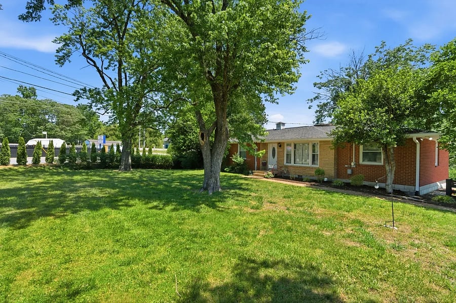 Furnished Finder property 1049057_1 photo 3