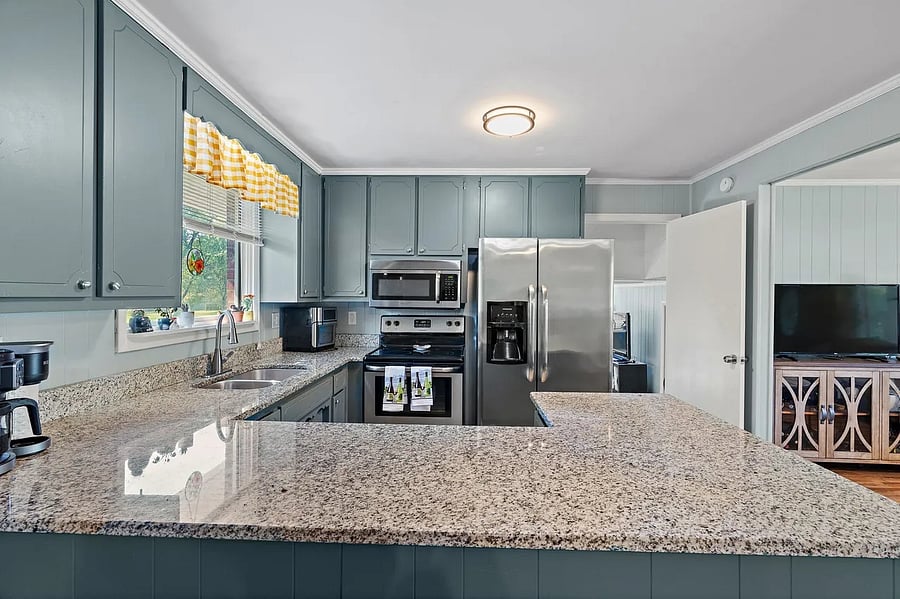 Furnished Finder property 1049057_1 photo 16