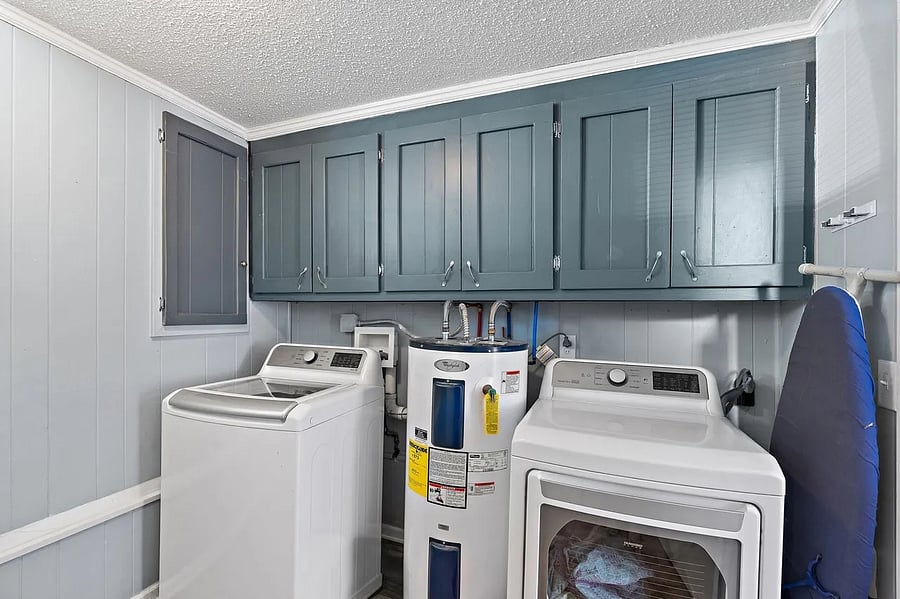 Furnished Finder property 1049057_1 photo 29