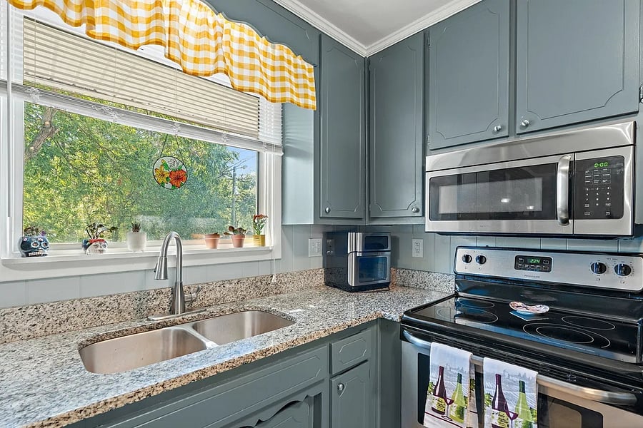 Furnished Finder property 1049057_1 photo 17