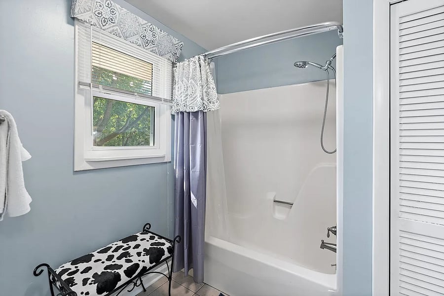 Furnished Finder property 1049057_1 photo 28