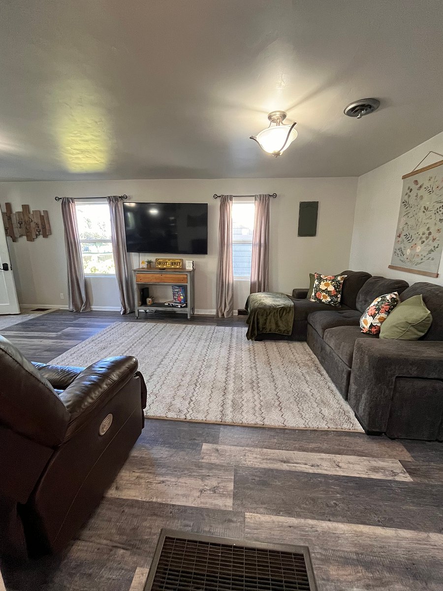 Furnished Finder property 1049086_1 photo 3