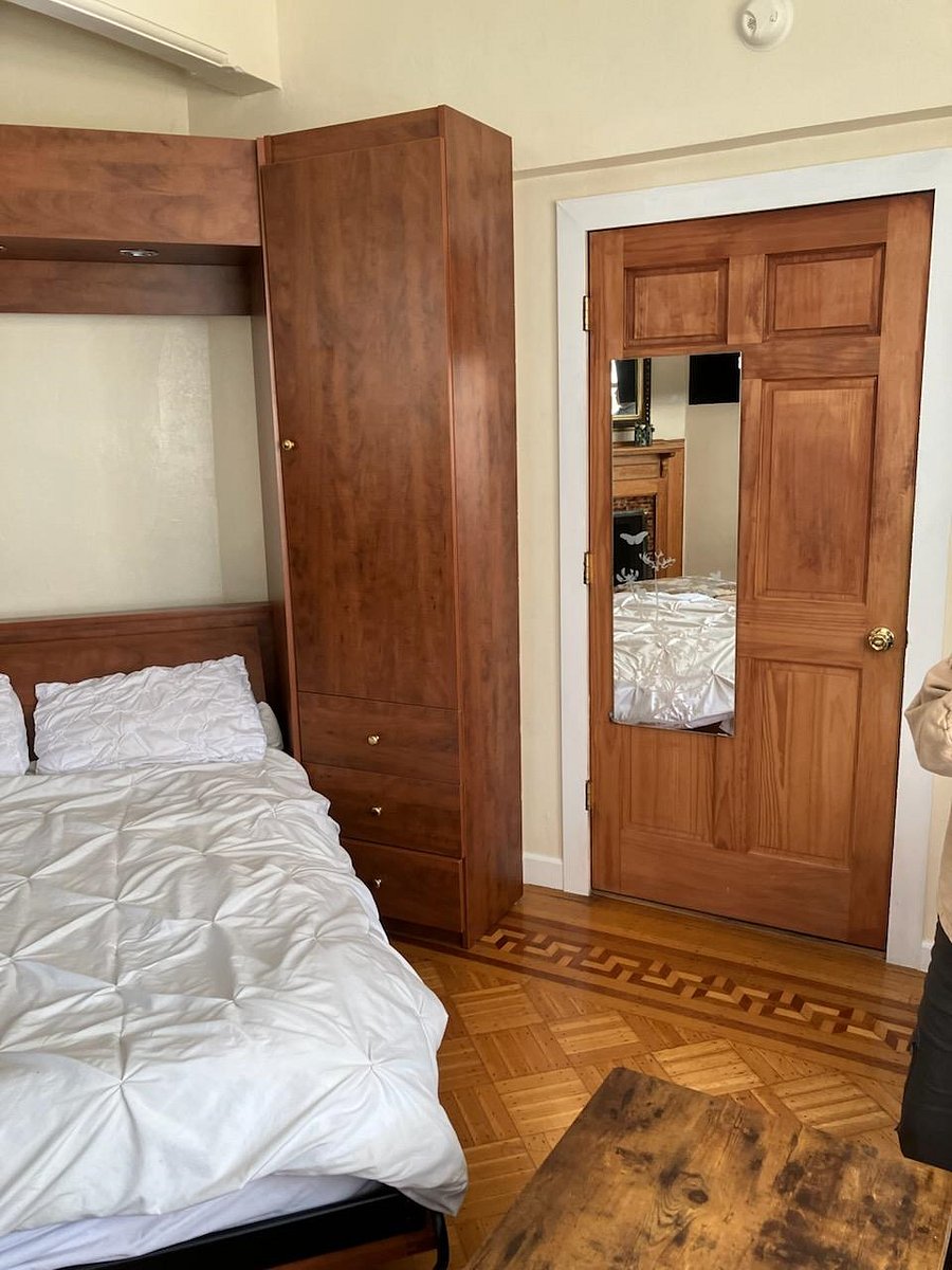 Furnished Finder property 1049095_1 photo 3