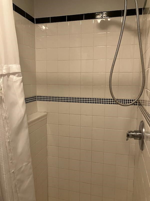 Furnished Finder property 1049095_1 photo 12