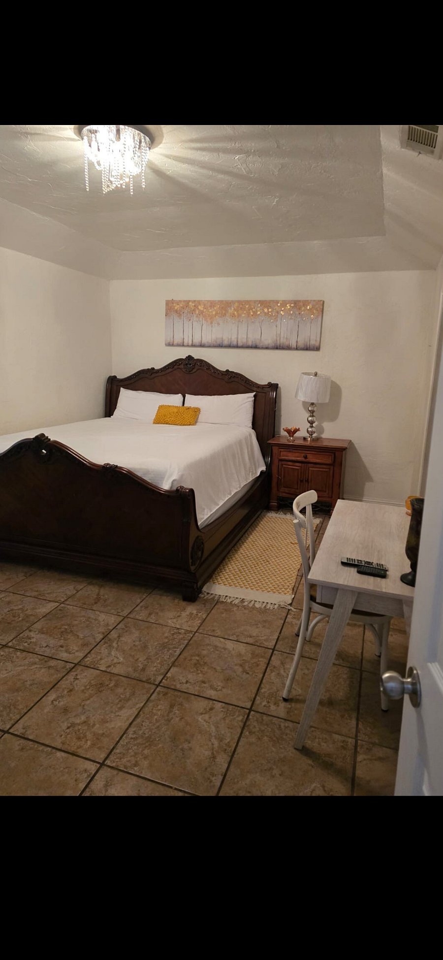 Furnished Finder property 1049134_1 photo 18