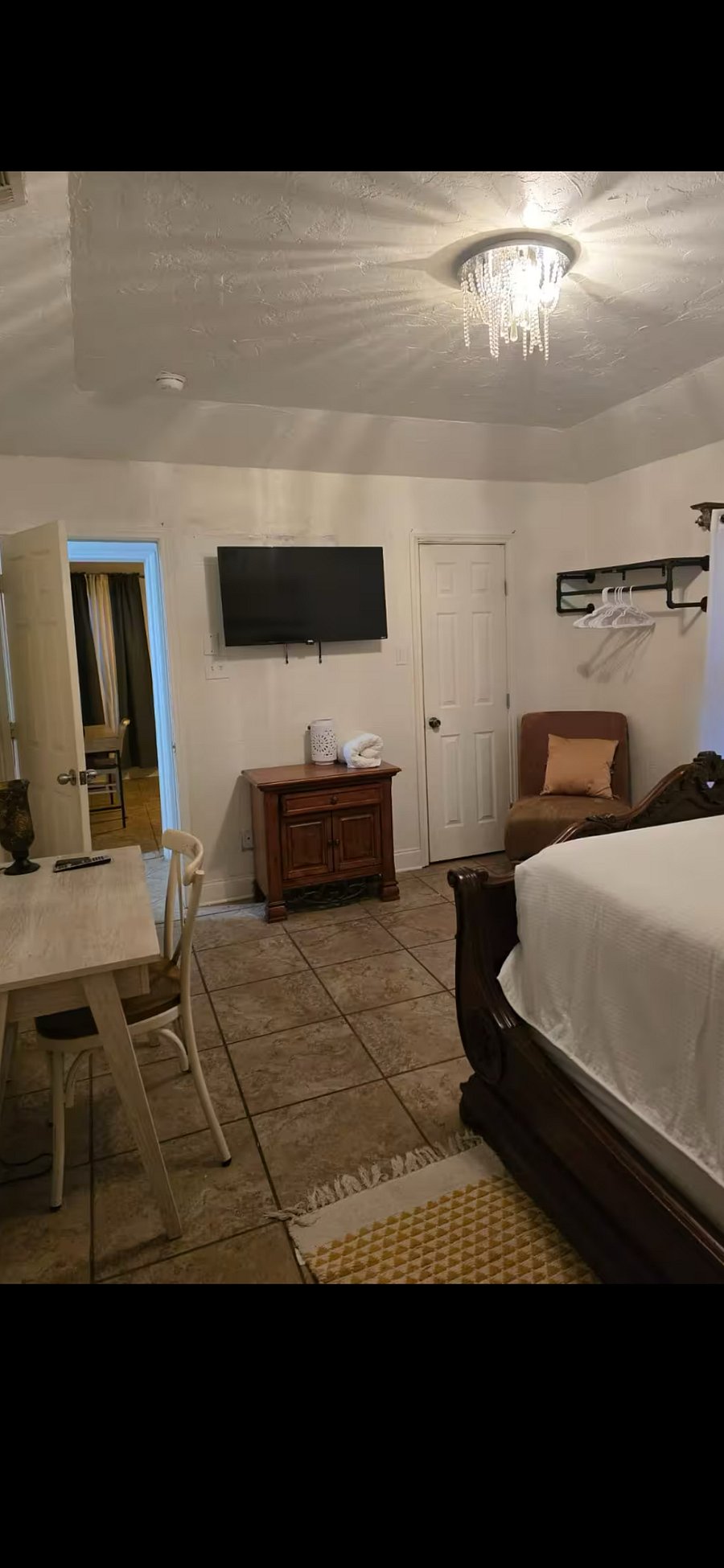 Furnished Finder property 1049134_1 photo 19