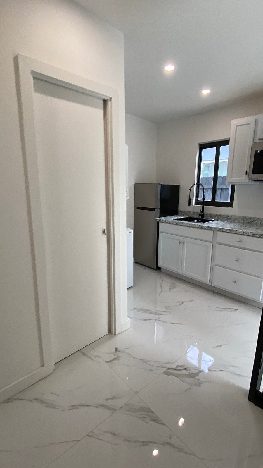 Furnished Finder property 1049174_1 photo 44