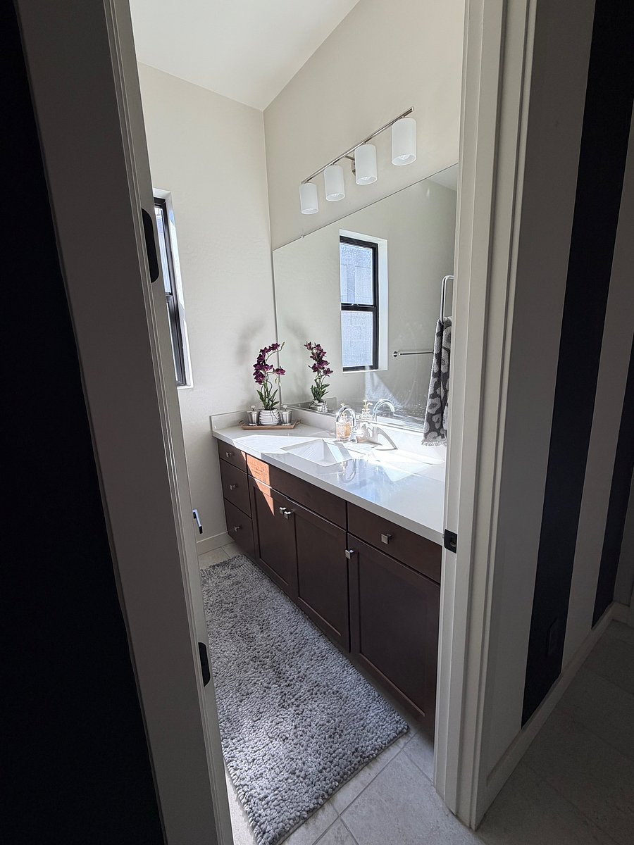 Furnished Finder property 1049189_1 photo 9