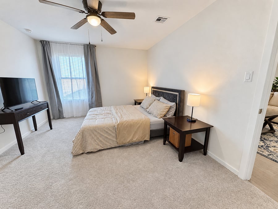 Furnished Finder property 1049190_1 photo 12