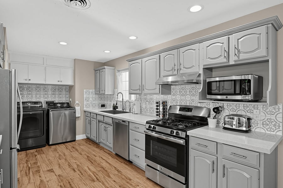Furnished Finder property 1049195_1 photo 29
