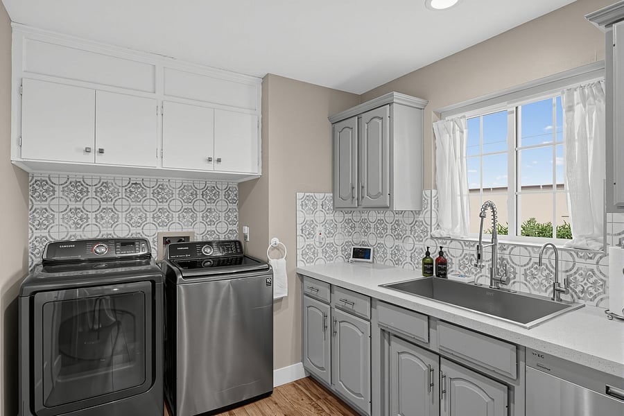 Furnished Finder property 1049195_1 photo 32