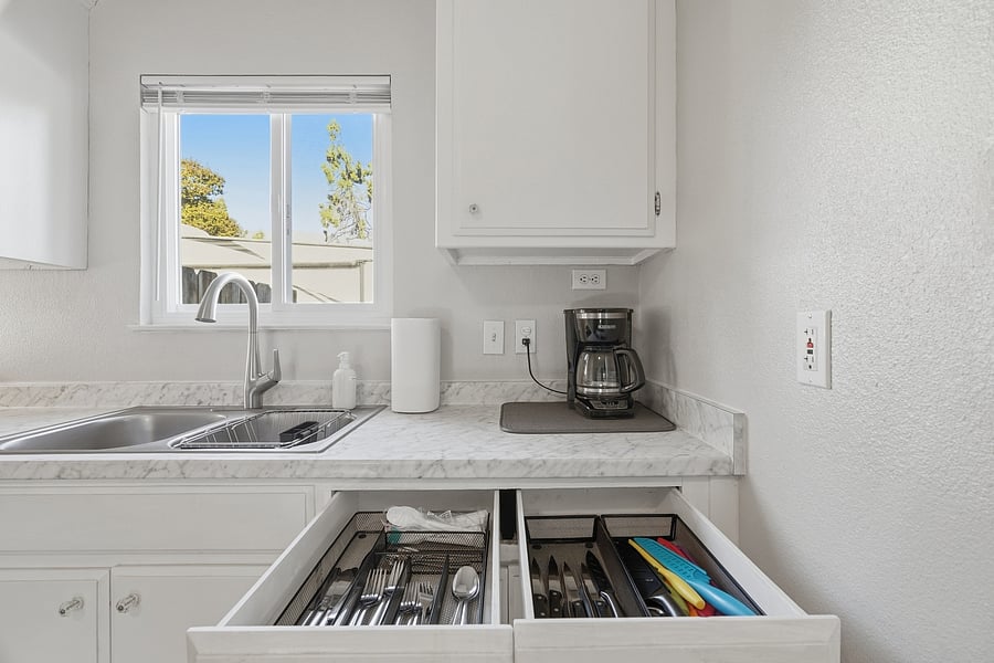 Furnished Finder property 1049211_1 photo 33