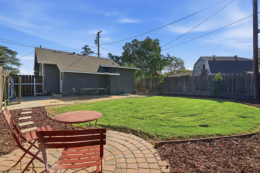Furnished Finder property 1049211_1 photo 26
