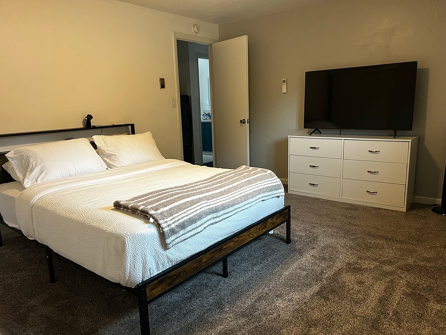 Furnished Finder property 1049219_1 photo 4