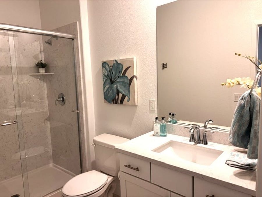 Main bathroom