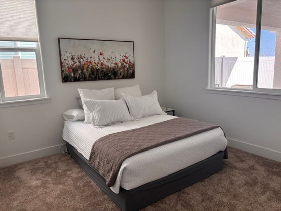 Second bedroom Queen Lift bed.