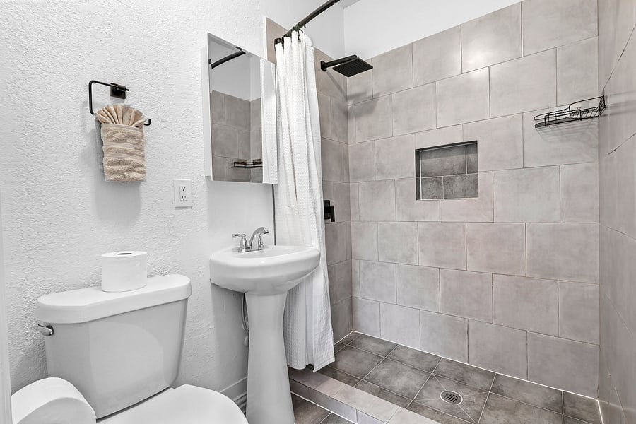 Furnished Finder property 1049226_1 photo 8
