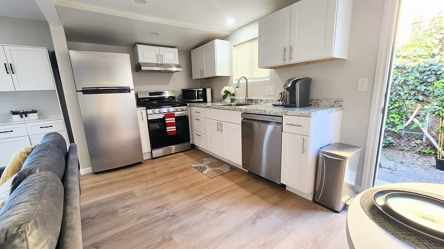 Furnished Finder property 1049237_1 photo 4