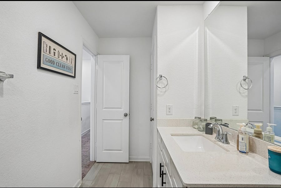 Furnished Finder property 1049242_1 photo 9