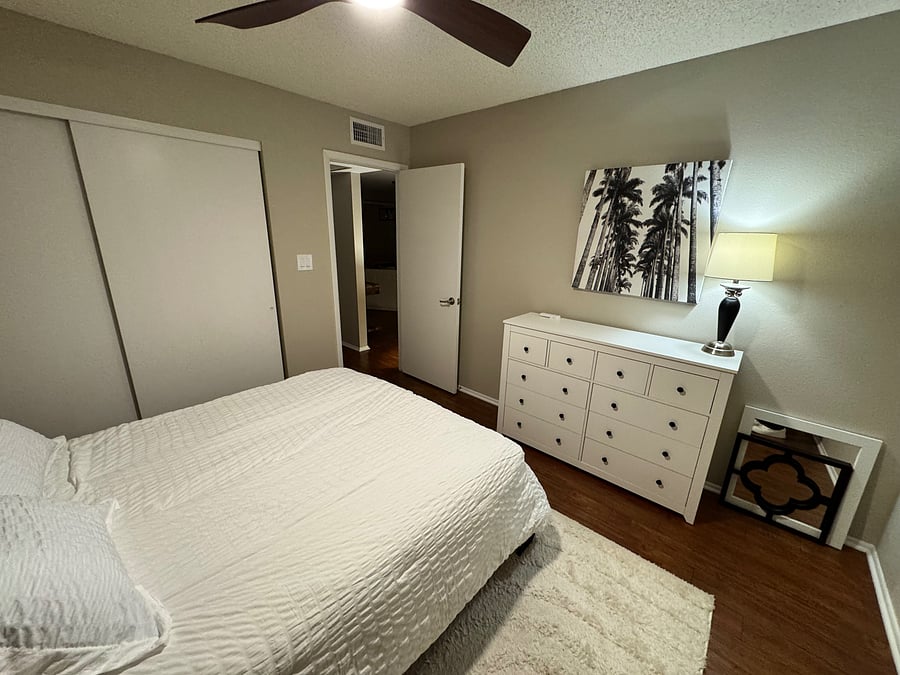 Furnished Finder property 1049251_1 photo 21