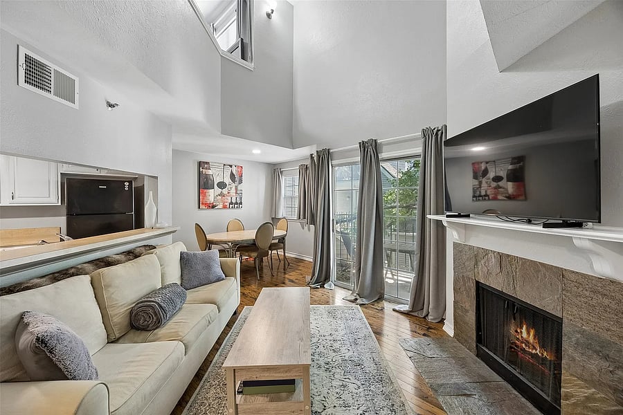 Furnished Finder property 1049253_1 photo 6