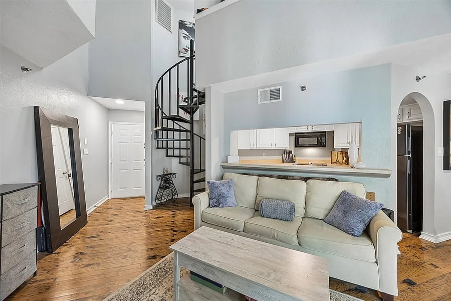 Furnished Finder property 1049253_1 photo 9