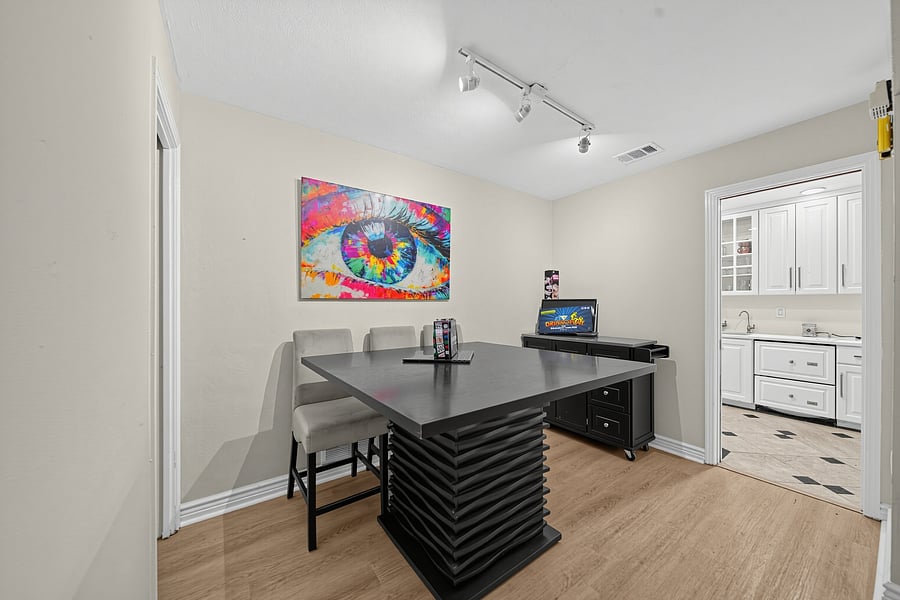Furnished Finder property 1049265_1 photo 12