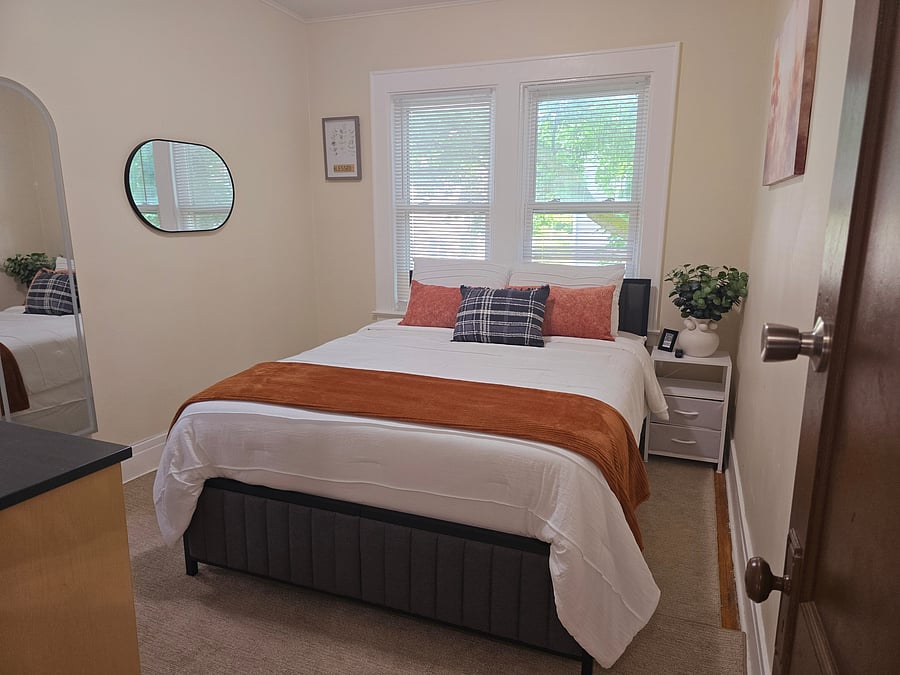 Furnished Finder property 1049281_1 photo 14