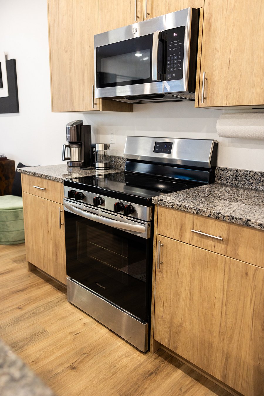 Furnished Finder property 1049324_1 photo 30