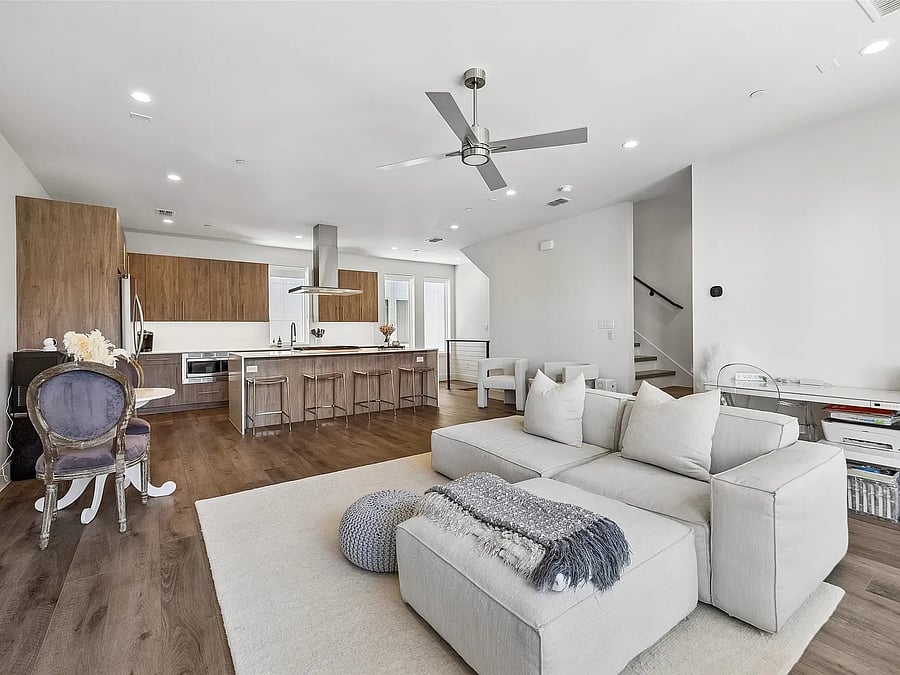 Furnished Finder property 1049325_1 photo 3