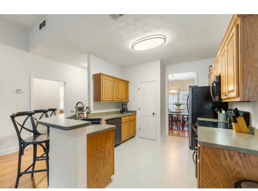Furnished Finder property 1049329_1 photo 10