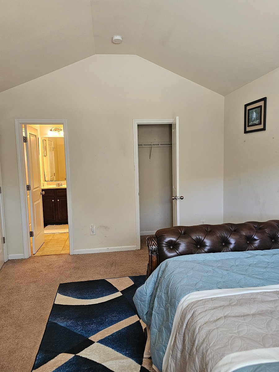 Furnished Finder property 1049342_1 photo 3