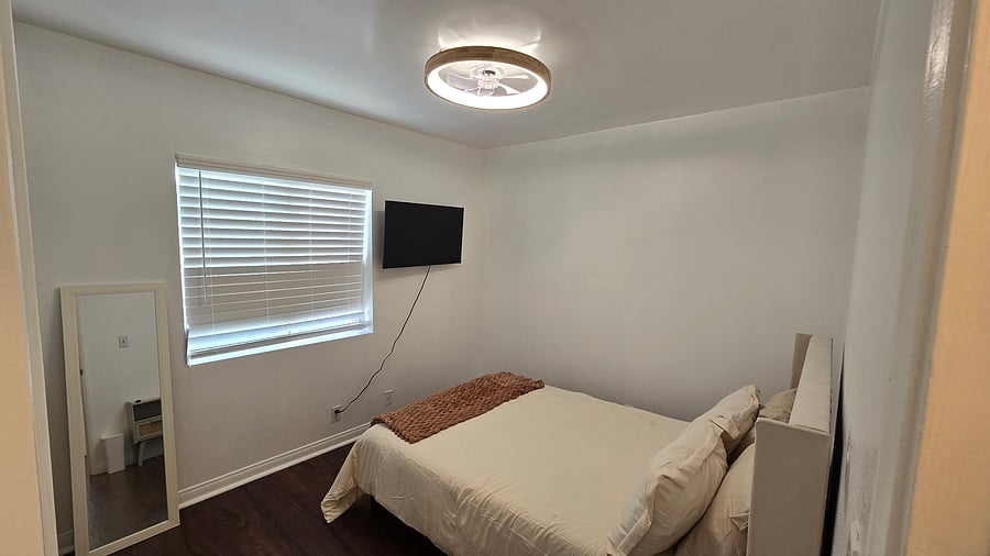 Furnished Finder property 1049344_1 photo 3