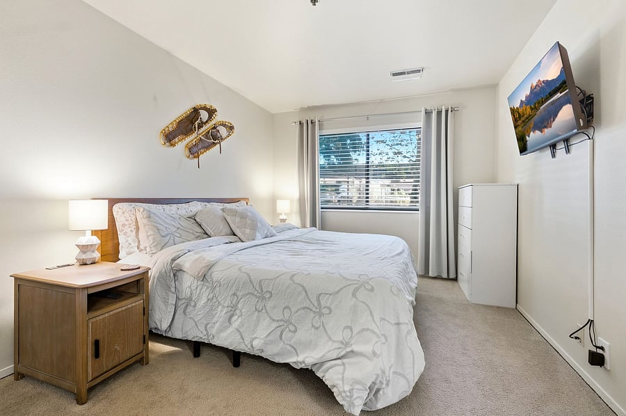 Furnished Finder property 1049345_1 photo 12