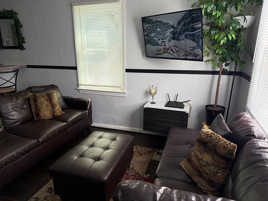 Furnished Finder property 1049346_1 photo 2