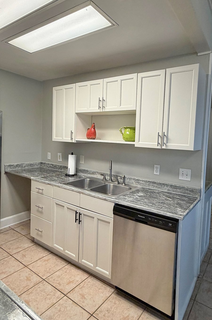 Furnished Finder property 1049349_1 photo 3